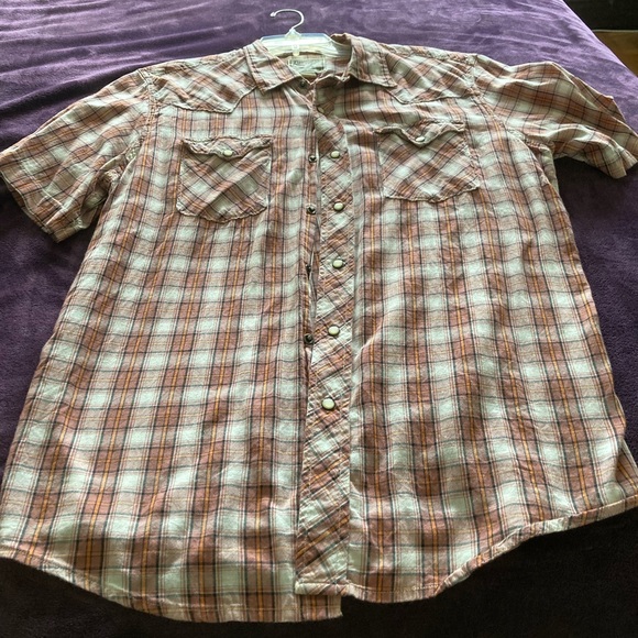 Mens Button Up - Picture 2 of 4